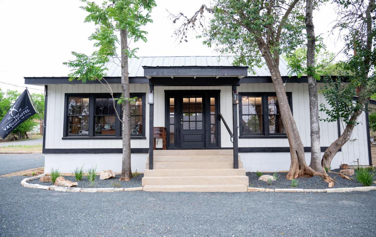 The Vaquero Motel แบนเดอรา ภายนอก รูปภาพ