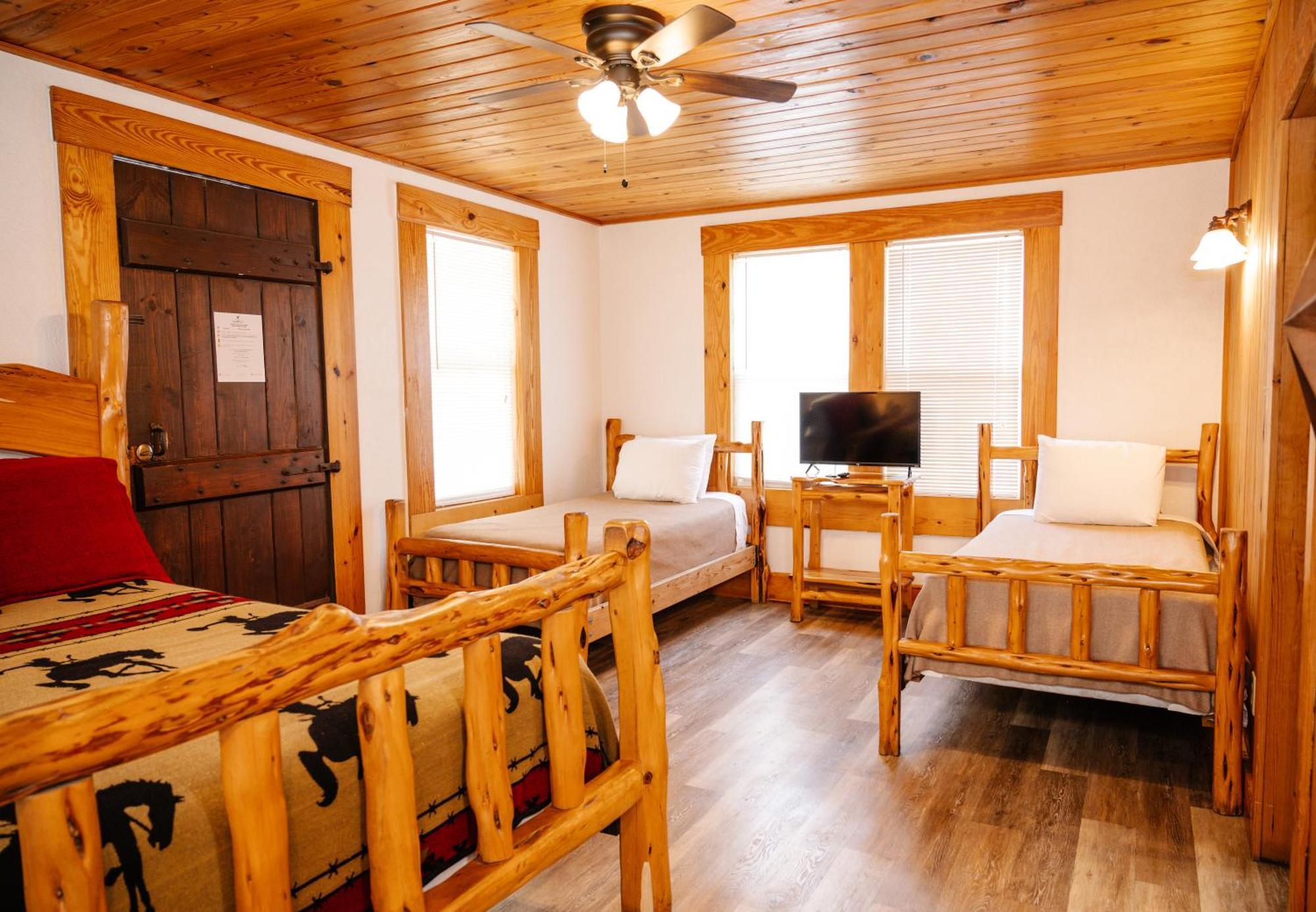 The Vaquero Motel แบนเดอรา ห้อง รูปภาพ